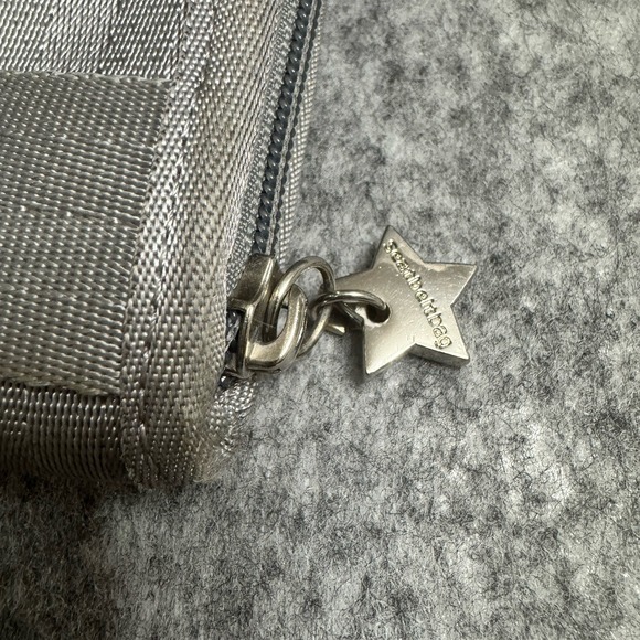 Harvey's Seatbelt Wallet Gray Zip Around 8" Beige Clutch - Picture 2 of 10